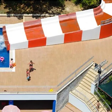 Waterplanet & Aquapark Окурджалар
