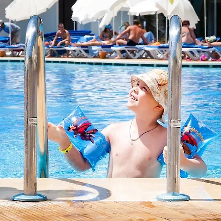Отель Waterplanet & Aquapark 4*