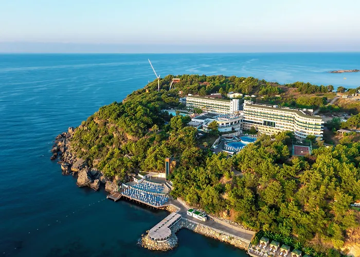 Hotel Waterplanet & Aquapark 4*