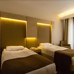Waterplanet & Aquapark Hotel 4*