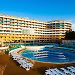 Hotel Waterplanet & Aquapark 4*